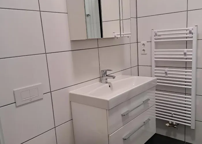 شقة Neu! Zum Alten Baeckerlaedchen نيوماغين-دهرون