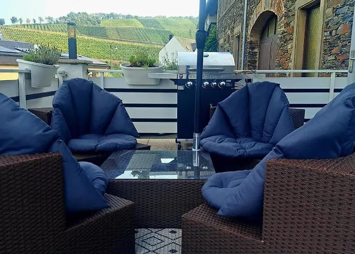 Neu! Zum Alten Baeckerlaedchen נוימאגן-דרון